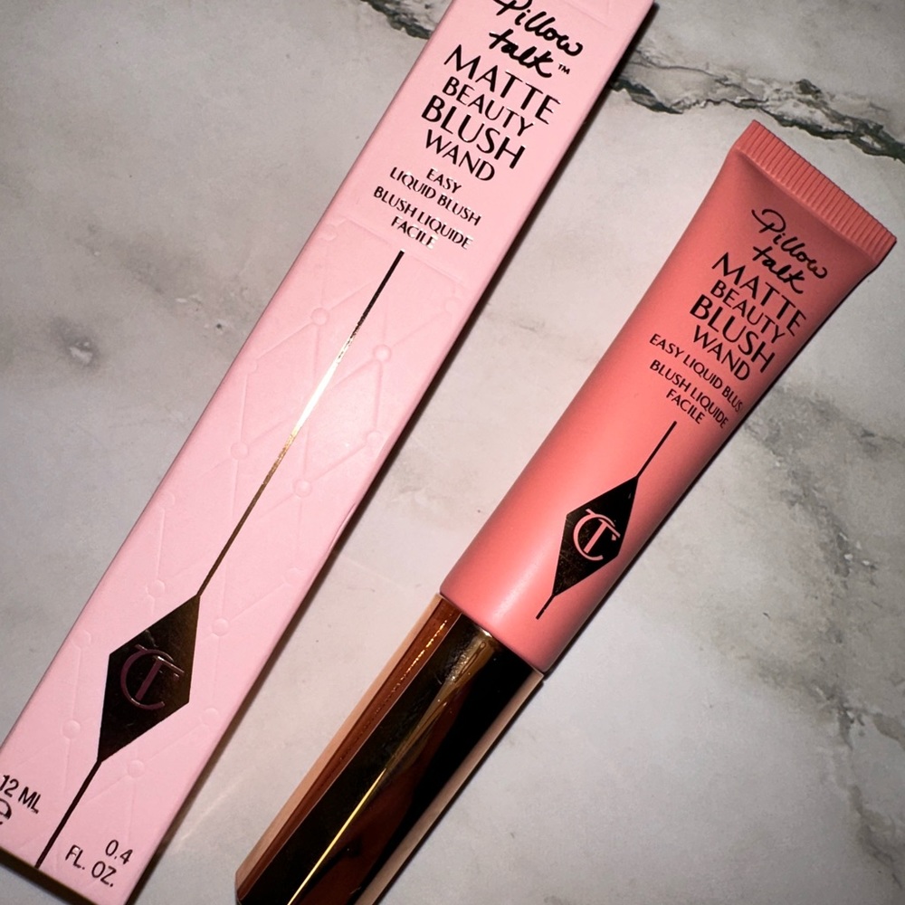 Charlotte Tilbury Matte Beauty Blush Wand in Pillow Talk Pink Pop